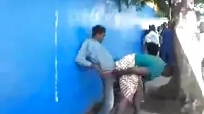 পায়ুপথ বাংলাচুদাচুদি দেখান একটি সংকীর্ণ-প্রোফাইল ব্যাপার