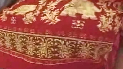 এক ফোঁটা চাপ। বাংলাচুদাচুদি কথাসহ